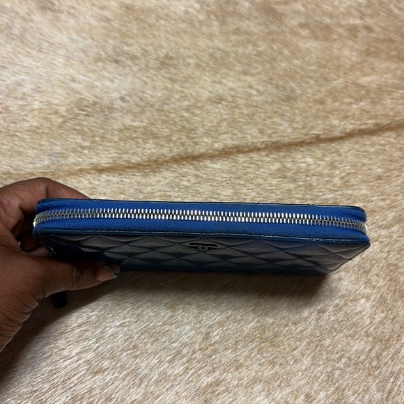 Authentic Chanel Wallet - Picture 11 of 12